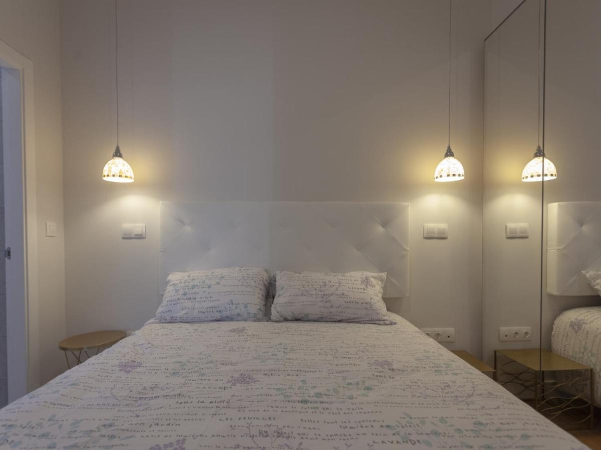 Rd Aparcamiento Incluido Triana Luminoso Comodo Apartamento 2Bd 2Bth Sevilla Eksteriør billede