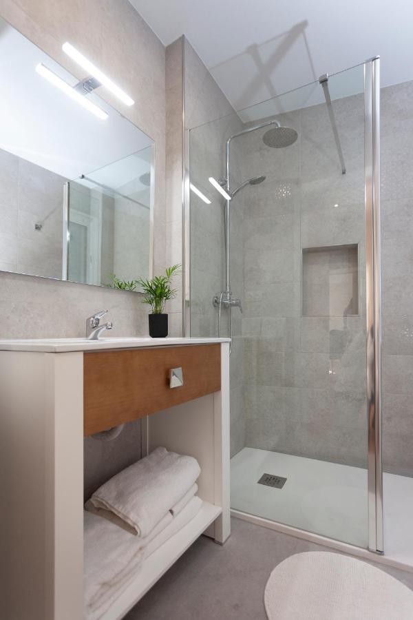 Rd Aparcamiento Incluido Triana Luminoso Comodo Apartamento 2Bd 2Bth Sevilla Eksteriør billede